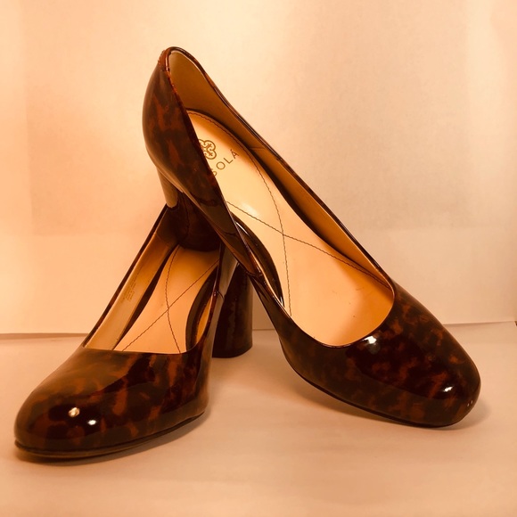 Isola Eleni Cinnamon Leopard Patent Pump - Picture 1 of 6
